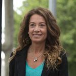 Assumpta Farran anima a la ciutadania a defensar les energies renovables