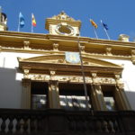 El CDR Gavarres Mar entrega a l’Ajuntament les signatures de la multiconsulta