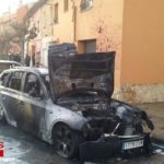 Els Mossos investiguen l’incendi que ha calcinat 9 cotxes a Palafrugell