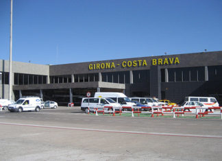 El bus entre Barcelona i l’Aeroport de Girona amplia horaris i oferirà 56 expedicions diàries aquest estiu