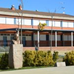 Un centenar d’escolars reben l’ajut municipal pels llibres a Calonge