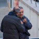 Albert Gómez i Josep Piferrer parlen el 30 d’abril a la Festa Holi de Can Mario de Palafrugell, en el marc del festival Flors i Violes, dies abans de presentar la moció de censura / Pau Punseti