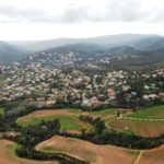 Milloraran la carretera de Romanyà fins a Vescomtat de Cabanyes Mas Pere