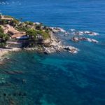 Rescaten dos menors que havien caigut de les roques a Calella de Palafrugell