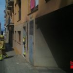 Evacuen 14 persones per un incendi en un pàrquing de l’Escala