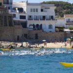 15 equips s’enfrontaran als 30 kilòmetres de l’Oncoswim 2018 Calella durant l'Oncoswim 2017 | Imatge de la Fundació Oncolliga Girona