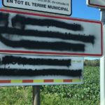 Així han quedat els cartells de “Municipi de la República Catalana” de Pals