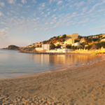 Creu Roja també perd la gestió del socorrisme a les platges de Sant Feliu