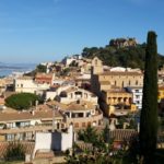 Comencen les obres per fer una zona verda a la plaça del carrer Sant Pere de Begur