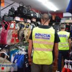 Els Mossos intervenen roba falsificada que venien botigues de Platja d’Aro
