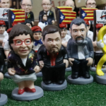 Dolors Bassa tindrà el seu propi caganer El Caganer representant Dolors Bassa, acompanyada de Rull, Junqueras, Cuixart i el llaç groc | Imatge de l'ACN