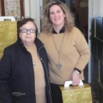 L’Ajuntament de Begur reparteix un miler de lots de Nadal als jubilats