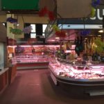 Les parades del mercat de Palafrugell reparteixen les comandes a domicili