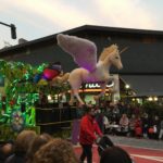 Milers de persones viuen al carrer les rues del Baix Empordà