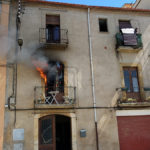 Espectacular incendi al centre de la Bisbal incendi Bisbal