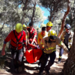 Una dona que s’hauria trencat el turmell, rescatada al Camí de Ronda