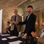 La Universitat de Girona i l’Escala creen la Càtedra Víctor Català d’Estudis sobre el Modernisme