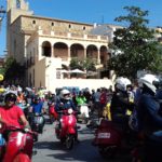 156 vespes i lambrettes participen en el IV Aplec Scooterista de Begur privat:-156-vespes-i-lambrettes-participen-en-el-iv-aplec-scooterista-de-begur