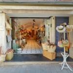 Tanca la històrica Cistelleria Ayats de Palamós