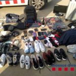 Detingudes onze persones per saquejar turismes estacionats en pàrquings del Baix Empordà Objectes requisats després de les detencions per part dels Mossos d'Esquadra | Imatge dels Mossos d'Esquadra