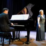 privat:-nou-piano-per-a-l’espai-ridaura-de-santa-cristina,-que-tambe-estrena-cortines