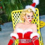 Katy Perry presenta el vídeo de ‘Cozy Little Christmas’ un any després de la seva estrena katy-perry-presenta-el-video-de-‘cozy-little-christmas’-un-any-despres-de-la-seva-estrena