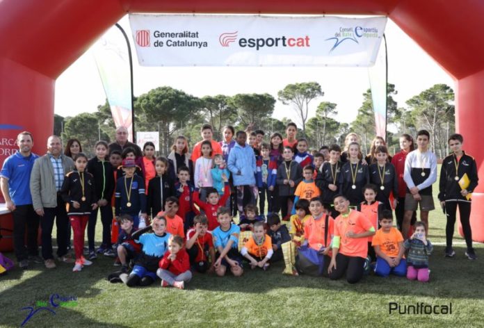 privat:-mes-d’un-centenar-d’atletes-es-donen-cita-a-begur-al-cros-escolar-comarcal