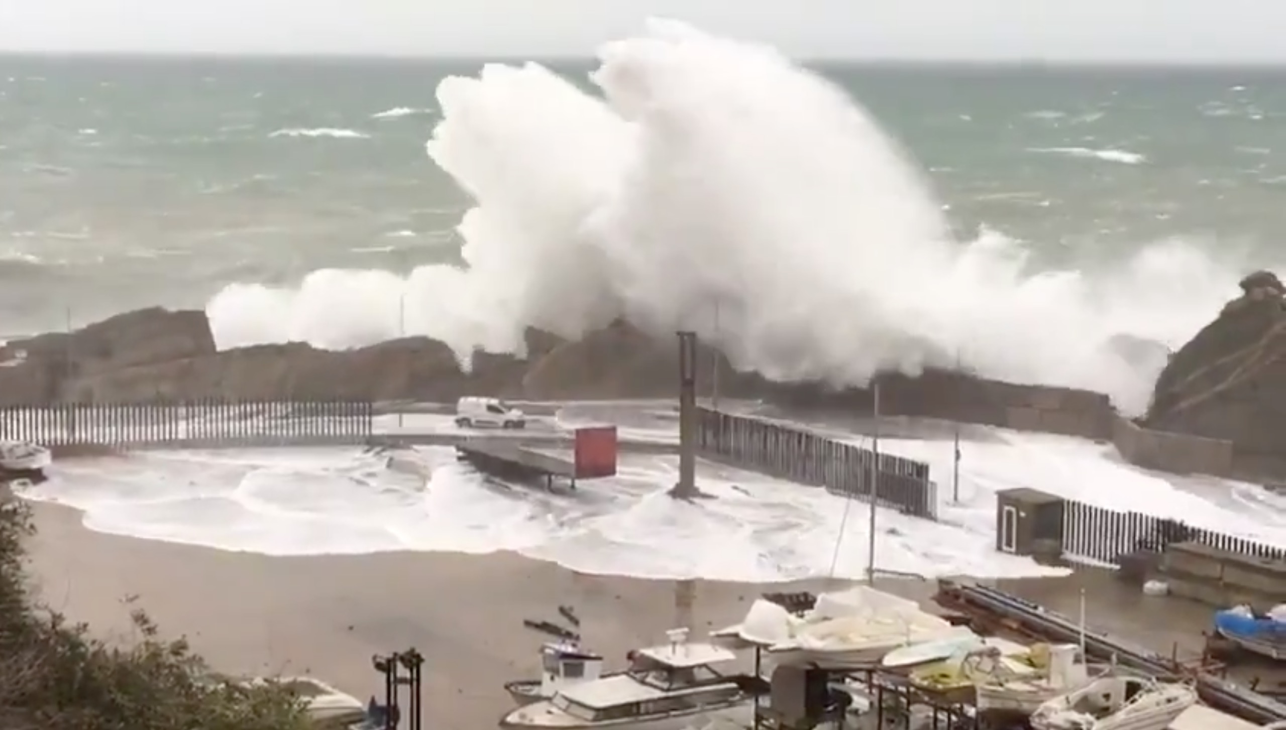 Port de Palamós - Temporal Gloria | Imatge d&#039;Anti-Radar Catalunya