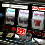 Un bingo i una sala recreativa a la primera planta del cinema Arinco de Palamós