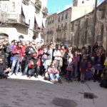 Els diferents col·lectius feministes tenyeixen de lila la Bisbal feministes Bisbal