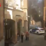 VÍDEO: Incendi en la planta baixa d’un edifici de Palamós