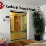 La Cambra de Comerç de Palamós i MicroBank acorden reactivar l’autoocupació i l’emprenedoria