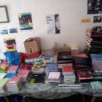 130 famílies de la Bisbal d’Empordà han rebut material escolar per poder continuar amb el curs telemàticament