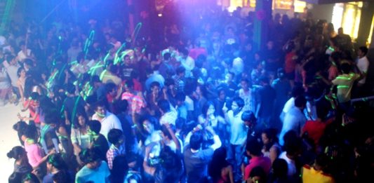 Les discoteques del Baix Empordà es preparen per la incerta temporada d’oci nocturn