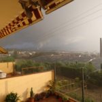 VÍDEO: Un tornado apareix aquest vespre a la capital del Baix Empordà