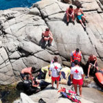 Rescatat un jove ferit en caure en una zona de roques a Palamós Rescat d'un banyista ferit en una zona de roques a Palamós | Imatge de l'Ajuntament