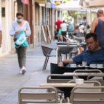 El Gremi de Restauració creu que la prohibició de fumar a l’aire lliure és una decisió “sense base científica”