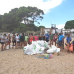 Una quarantena de voluntaris recullen prop de 190 kg de residus a la Gola i a les cales Montgó, Ferriola i Pedrosa, de Torroella de Montgrí