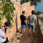 privat:-sant-feliu-de-guixols-es-un-dels-escenaris-d’un-video-promocional-de-l’agencia-catalana-de-turisme-per-a-visibilitzar-i-normalitzar-el-collectiu-lgtbi