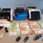 Dos detinguts més per la plantació de marihuana desmantellada a Palamós el passat octubre Diners en efectiu de la plantació de marihuana a Palamós | Imatge dels Mossos d'Esquadra