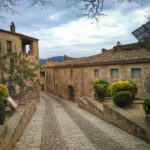 Una avaria deixa una trentena de cases i comerços de Pals sense subministrament elèctric