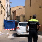 Demanen 14 anys de presó per a l’acusat de matar el germà amb una crossa a Palafrugell Pla mig del carrer on s'ha produït el crim aquest divendres 24 d'agost de 2018 a Palafrugell | Imatge de l'ACN - Gerard Vilà