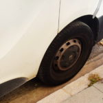 Sant Feliu continua treballant per retirar els cotxes abandonats de la via pública privat:-l’ajuntament-continua-treballant-per-retirar-els-vehicles-abandonats-de-la-via-publica