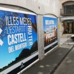 privat:-l’ajuntament-decora-amb-vinils-diversos-locals-buits-del-nucli-antic