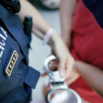 Detenen per robar a una immobiliària de Sant Feliu un lladre buscat per entrar a una fleca de Llagostera