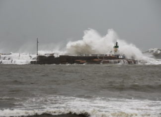 Onades de fins a nou metres a la Costa Brava aquest Sant Esteve pel temporal de llevant privat:-un-any-del-temporal-gloria:-properes-actuacions-a-l’espigo-de-garbi-i-al-cami-de-ronda-abans-de-l’estiu