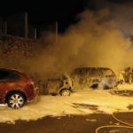 Un incendi a Palafrugell crema cinc cotxes aquesta matinada