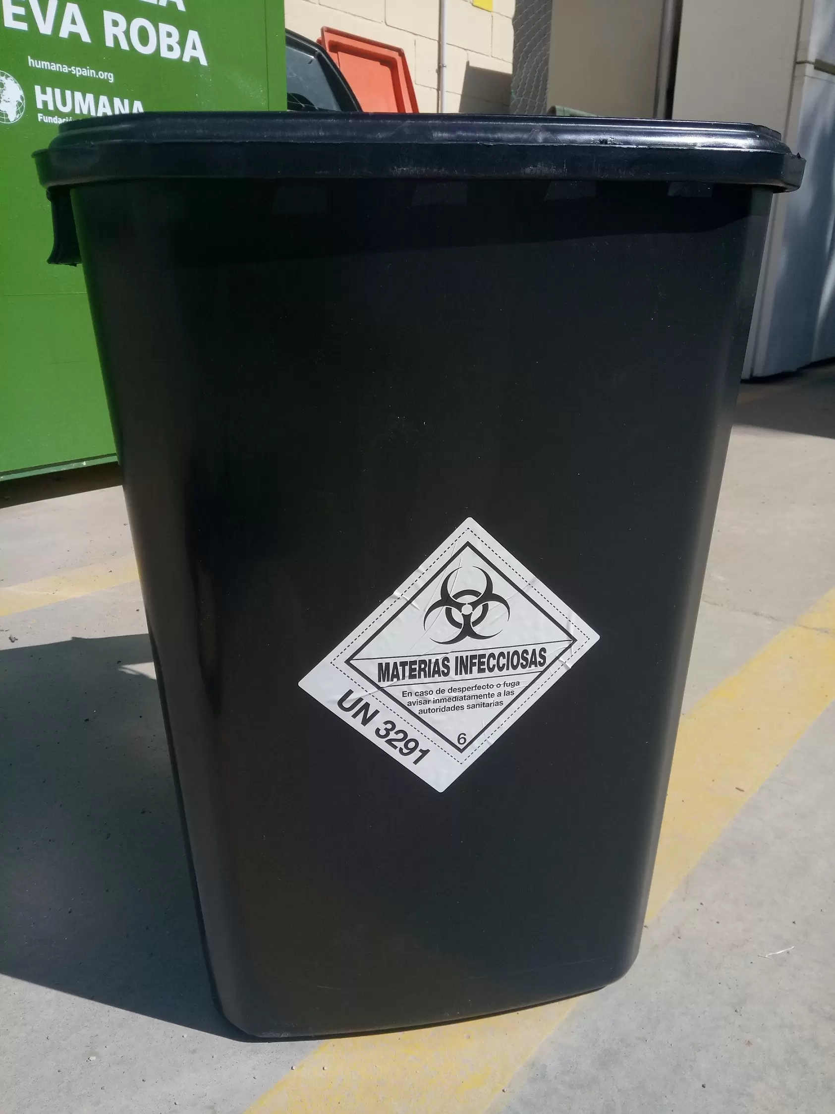 privat:-nou-contenidor-per-a-agulles-i-objectes-punxants