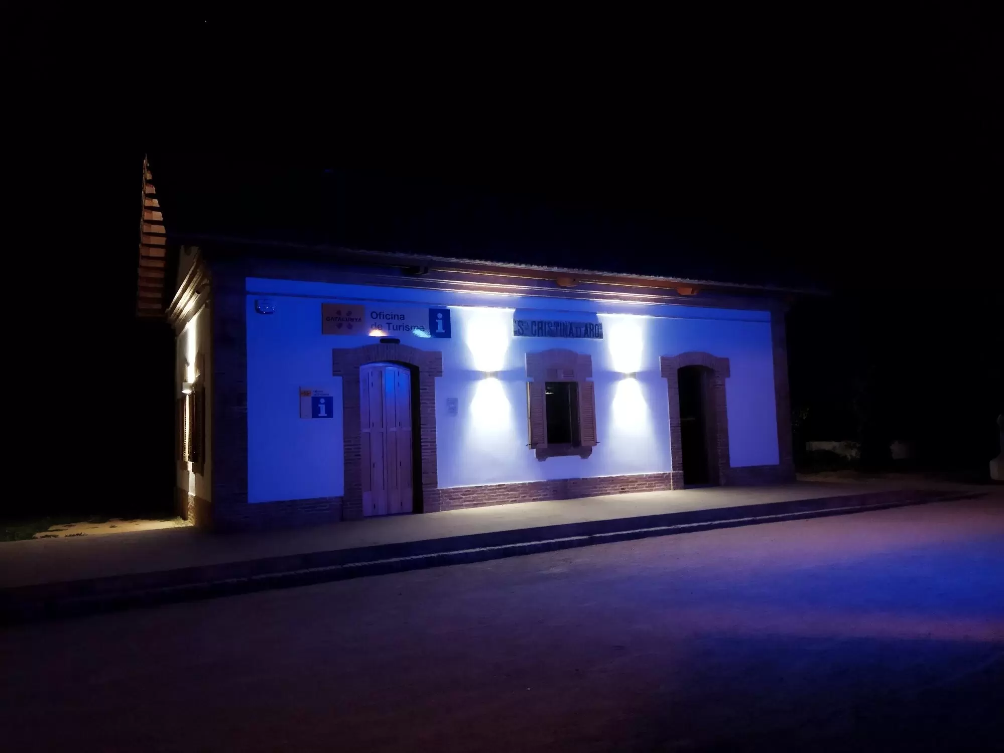 privat:-santa-cristina-d’aro-dona-suport-al-dia-internacional-de-l’autisme