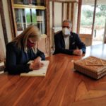 privat:-la-consellera-de-cultura,-angels-ponsa,-visita-palafrugell-en-una-setmana-marcada-per-l’activitat-literaria-al-voltant-de-st.-jordi